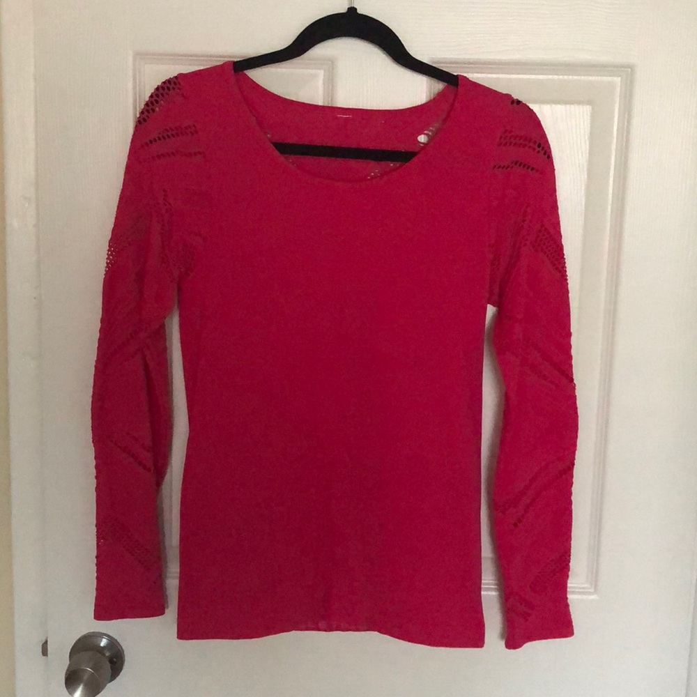Fabletics Isabella long sleeve work out top pink